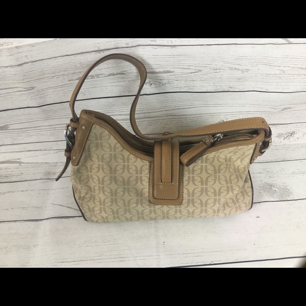 Fossil Camel Color Handbag. - Picture 2 of 4